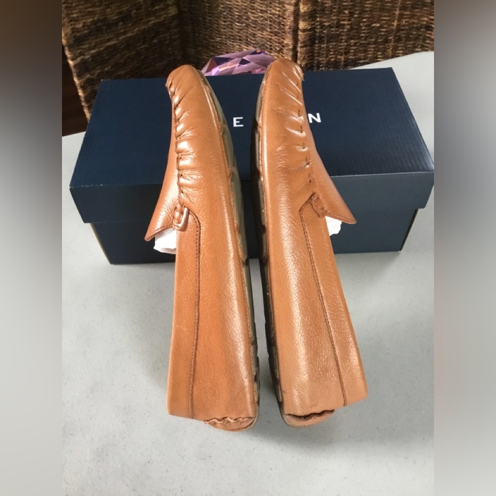 COLE HAAN WOMEN EVELYN DRIVER PECAN LEATHER FLATS TRUE SIZE 9.5 B W/BIX - Picture 7 of 15